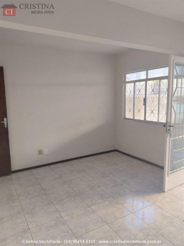 Casa para Alugar no Centro em Resende