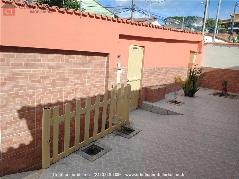 Casa para Alugar no Morada da Colina em Resende