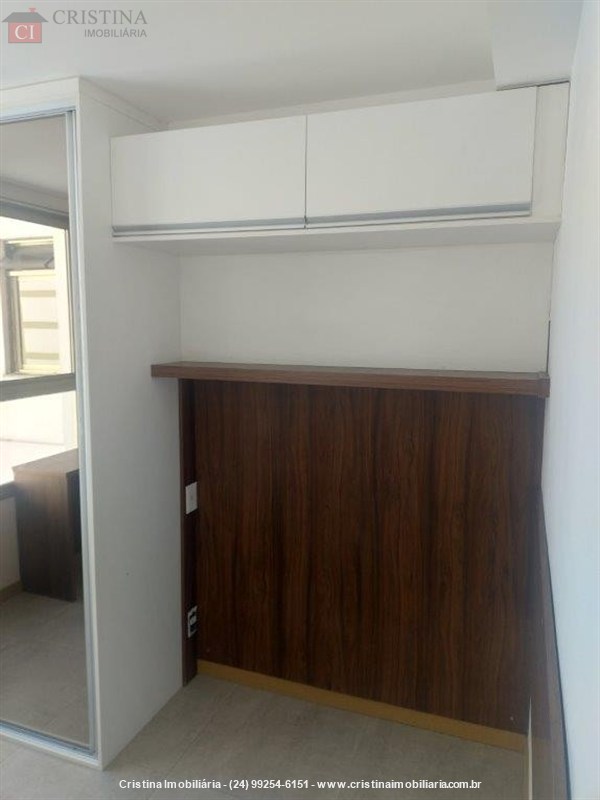 Cobertura para Alugar no Campos Elíseos em Resende