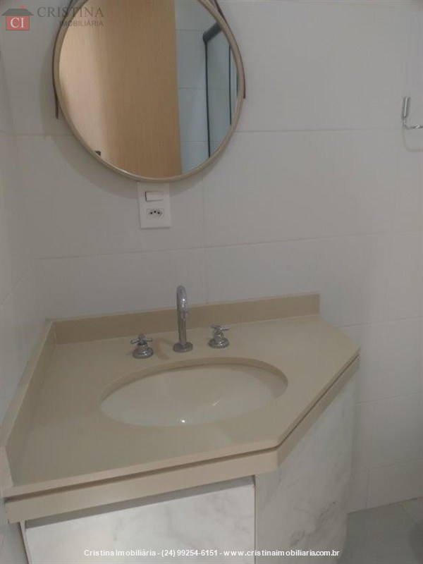 Cobertura para Alugar no Campos Elíseos em Resende