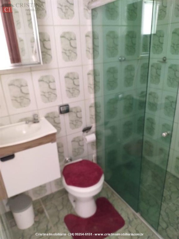 Casa para Alugar no Morada da Colina em Resende