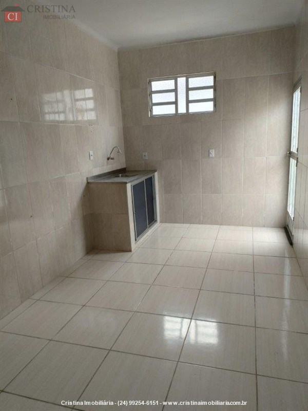 Casa para Alugar no Morada da Colina em Resende