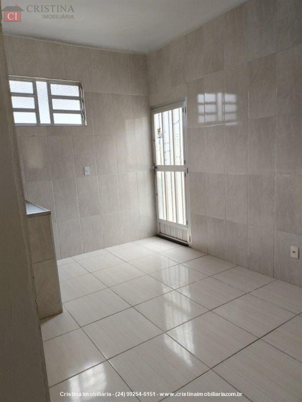 Casa para Alugar no Morada da Colina em Resende