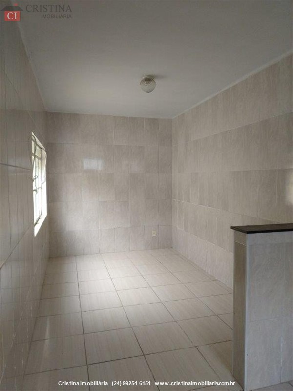 Casa para Alugar no Morada da Colina em Resende