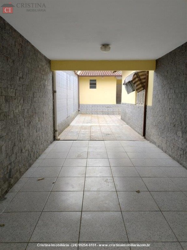 Casa para Alugar no Morada da Colina em Resende